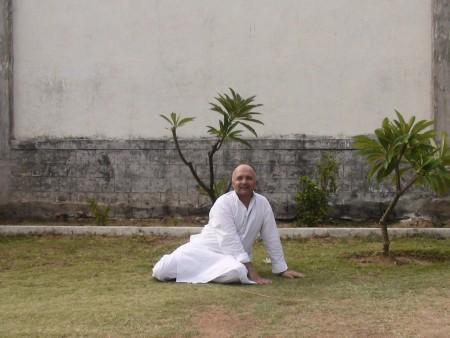 Marek Majchrowski - Satchitananda